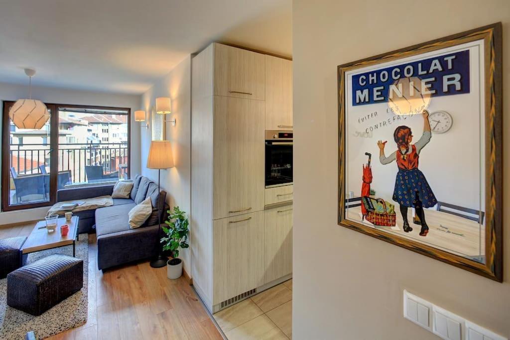 Spacious Home Office With Secure Garage In Sofya Dış mekan fotoğraf