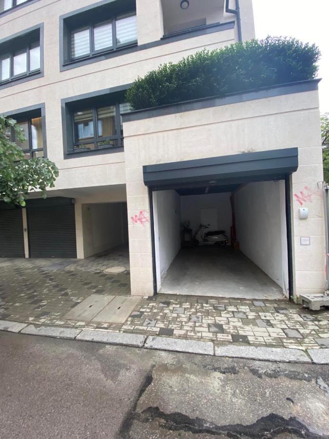 Spacious Home Office With Secure Garage In Sofya Dış mekan fotoğraf